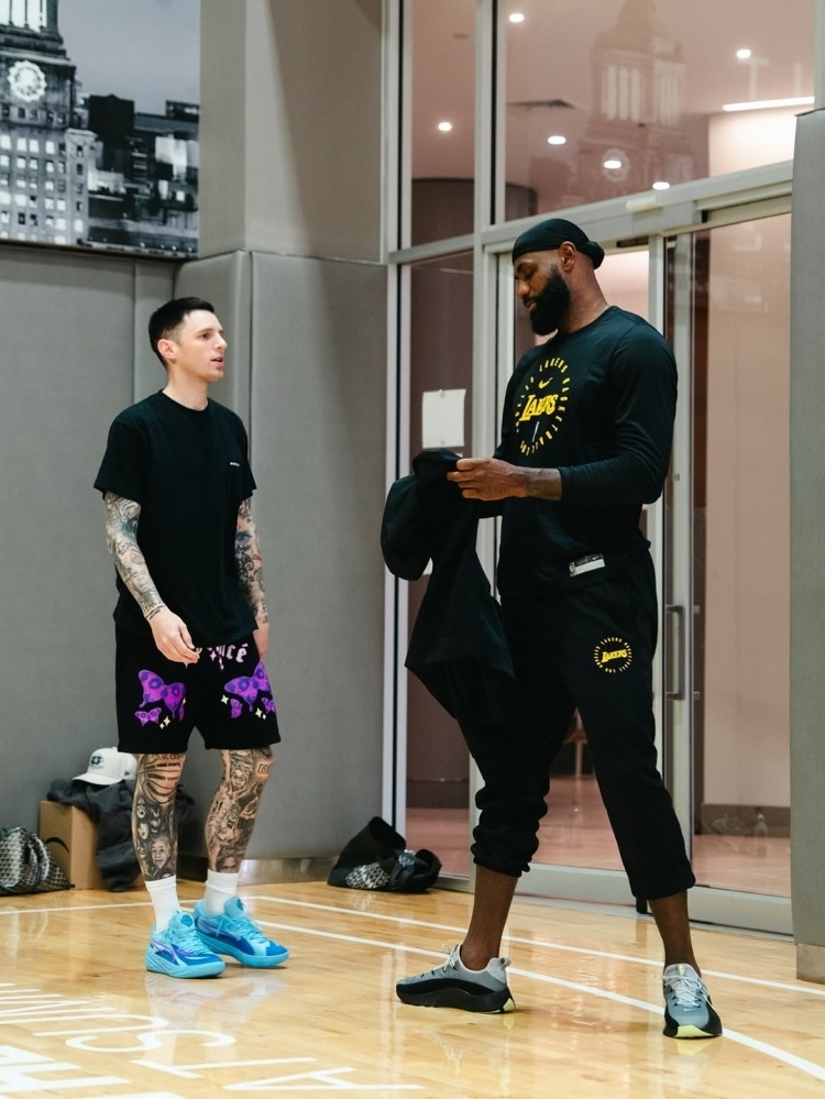 bt, 然后我们进, 分钟下到场