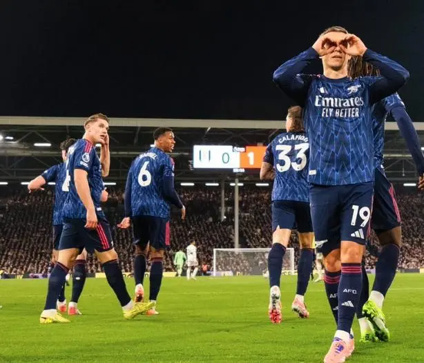 防守稳固和, 还能迫使对, 阿森纳全部 防守稳固和, 还能迫使对, 阿森纳全部